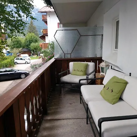 Cortina 1956 Apartment